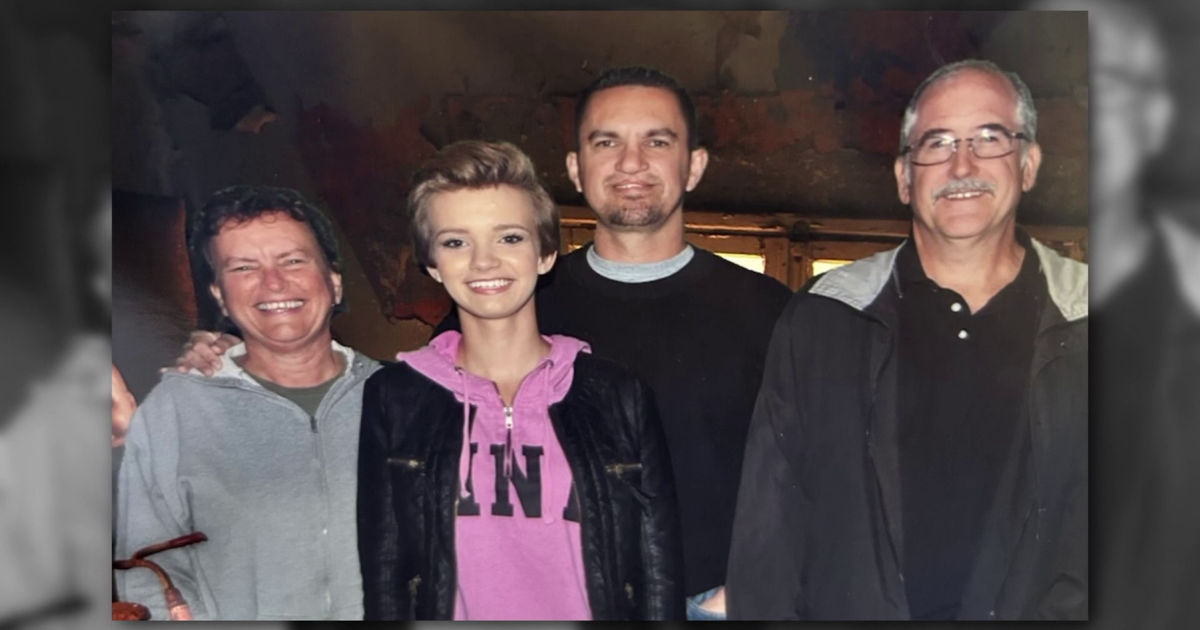 Handmade memorial for murdered Fort Myers woman torn down | Lee County