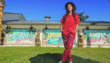 Meet Alejandra Bustamante, the muralist behind SWFL's scenes | Inside the Magazine
