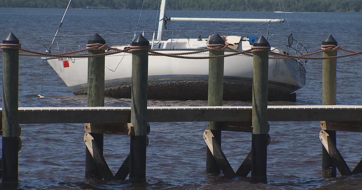 'Ticking time bomb': abandoned boat menaces Fort Myers docks ahead of hurricane season | Investigations