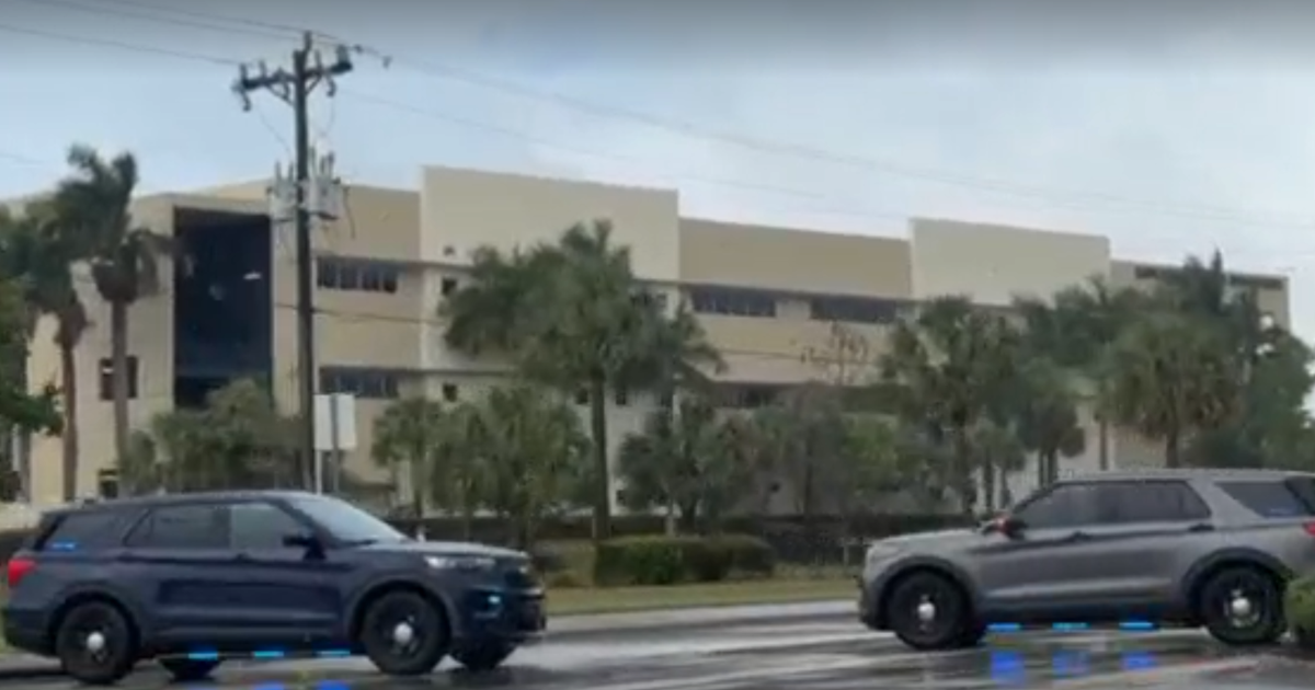 Attempted old grenade turn-in leads to temporary closure of Cape Coral police station, roads | Lee County