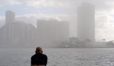 Implosion instantly eliminates 23-story hotel in Miami
