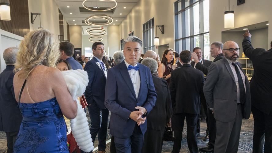 Crowd gathers for Edison Awards in Fort Myers