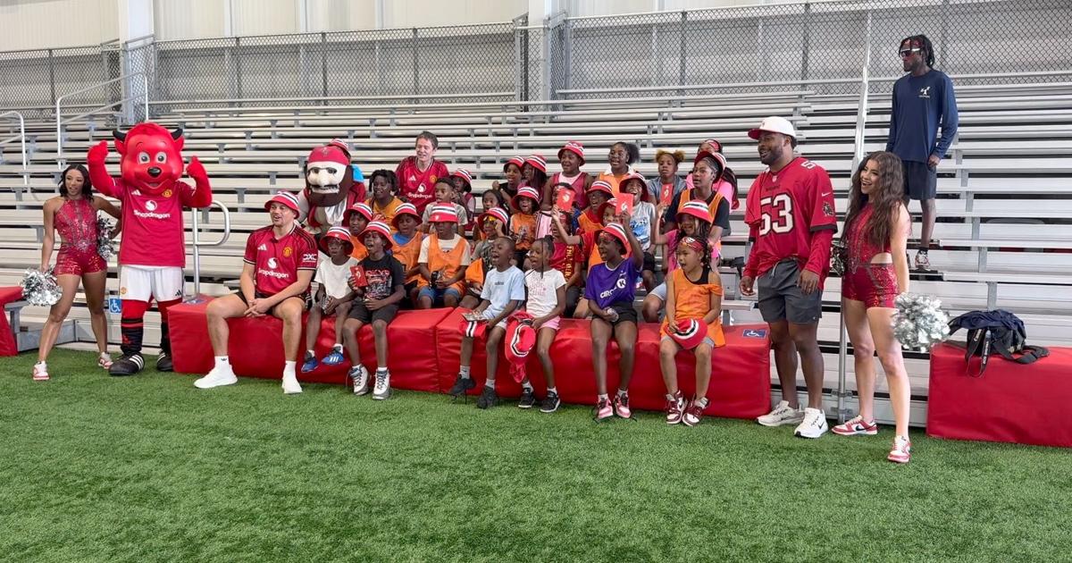 Bucs and Manchester United team up for youth sports clinic in Tampa | Sports
