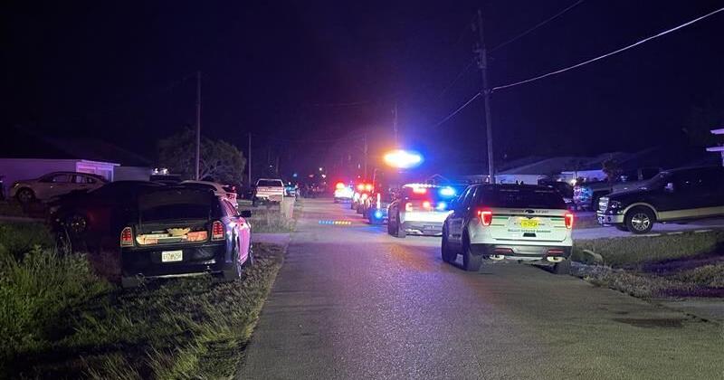 Lee County deputies investigate scene in Lehigh Acres neighborhood | Lee County