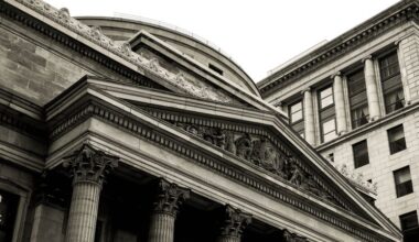 Why The Seacoast Banking Corporation Of Florida (SBCF) Story Is Shifting Around New Fair Value