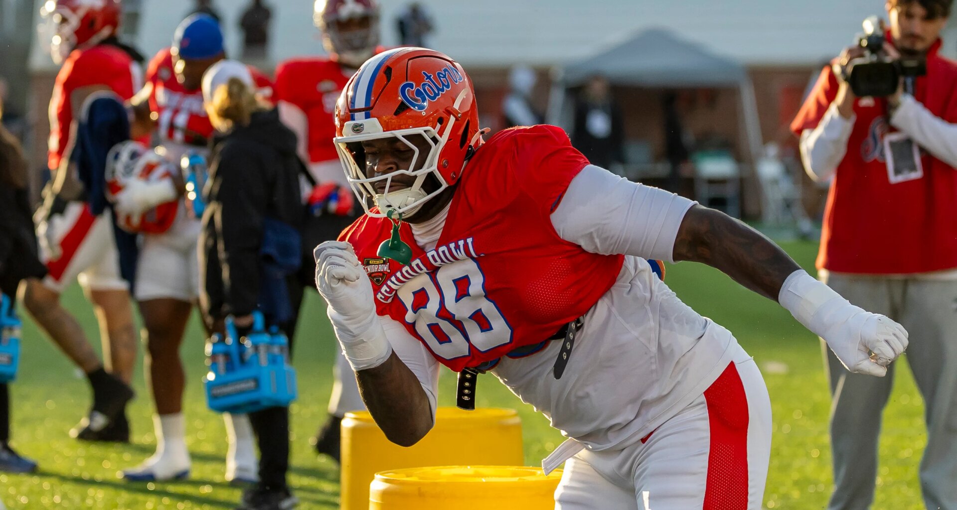 No. 18, Florida DT Caleb Banks