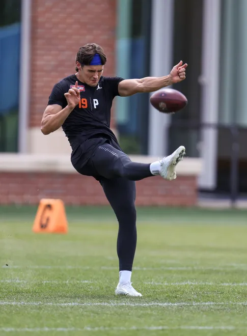 Florida punter Tommy Doman (19) kicks during Pro Day at Sanders Practice Fields in Gainesville, FL on Thursday, March 26, 2026. [Alan Youngblood/Gainesville Sun]