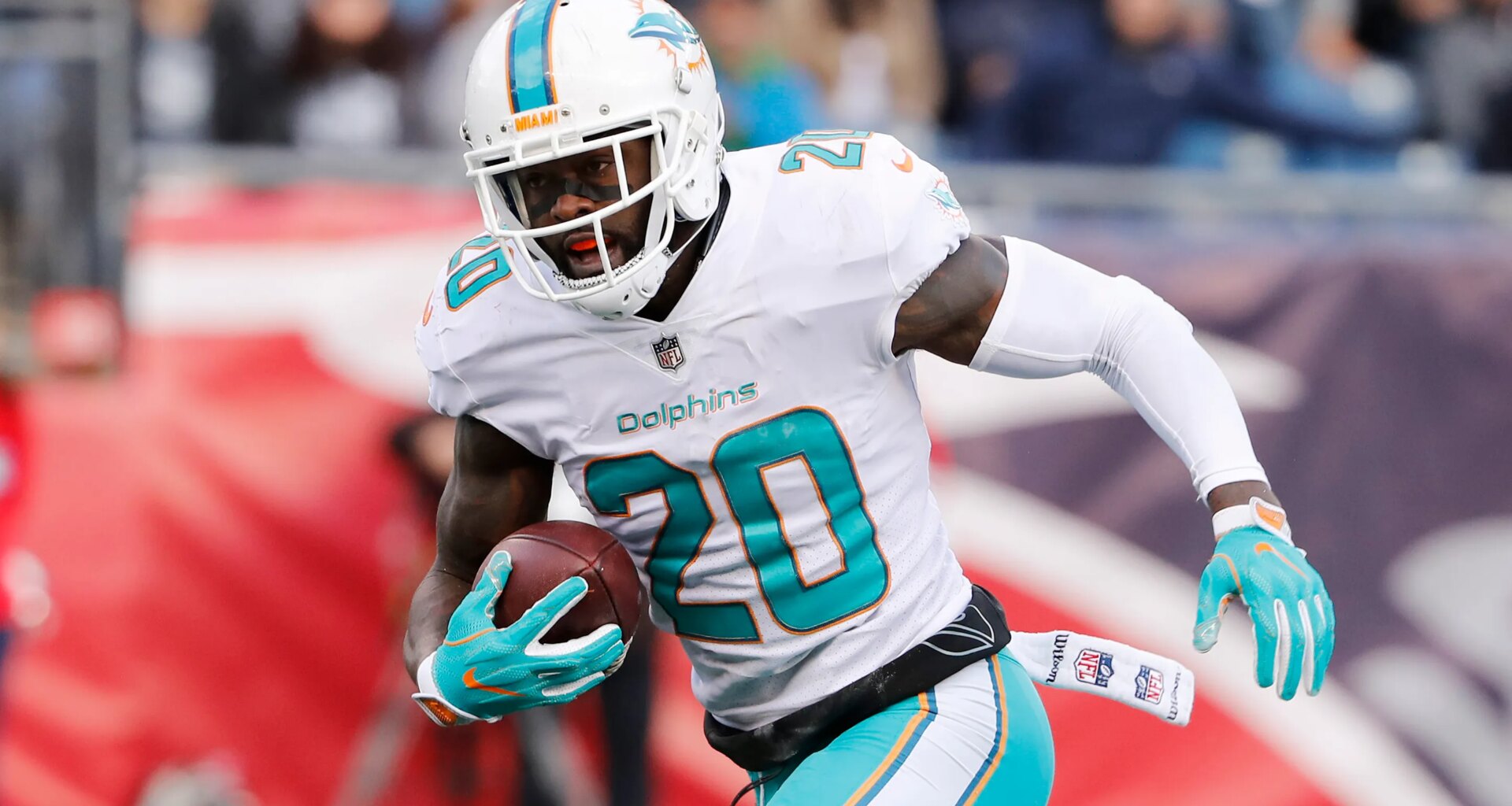 Former Dolphins DB Reshad Jones calls long Miami tenure 'legendary'