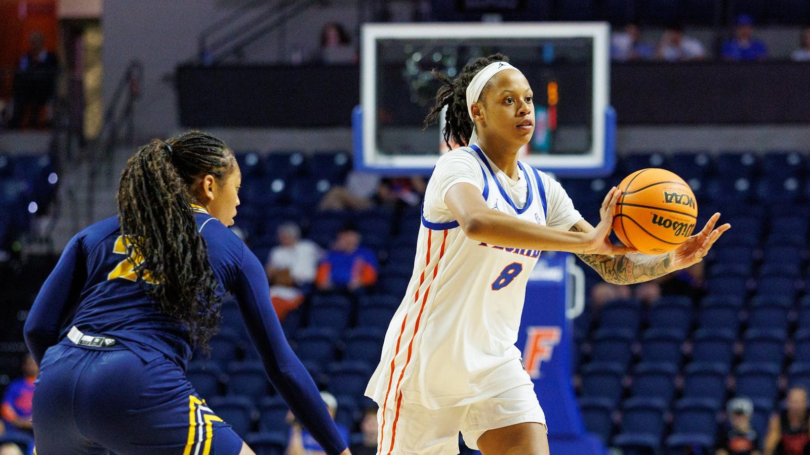 Florida forward Me’Arah O’Neal enters the transfer portal