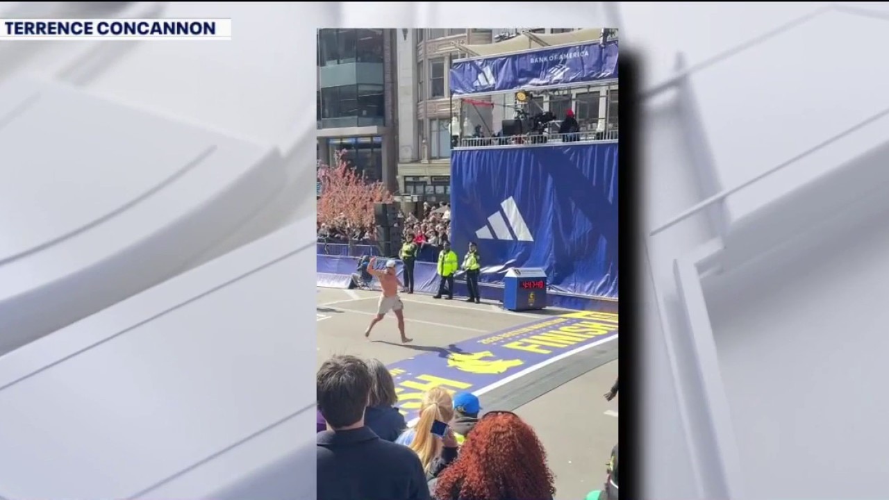Tampa man finishes Boston Marathon barefoot