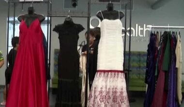 Central Florida students receive free prom attire from nonprofit