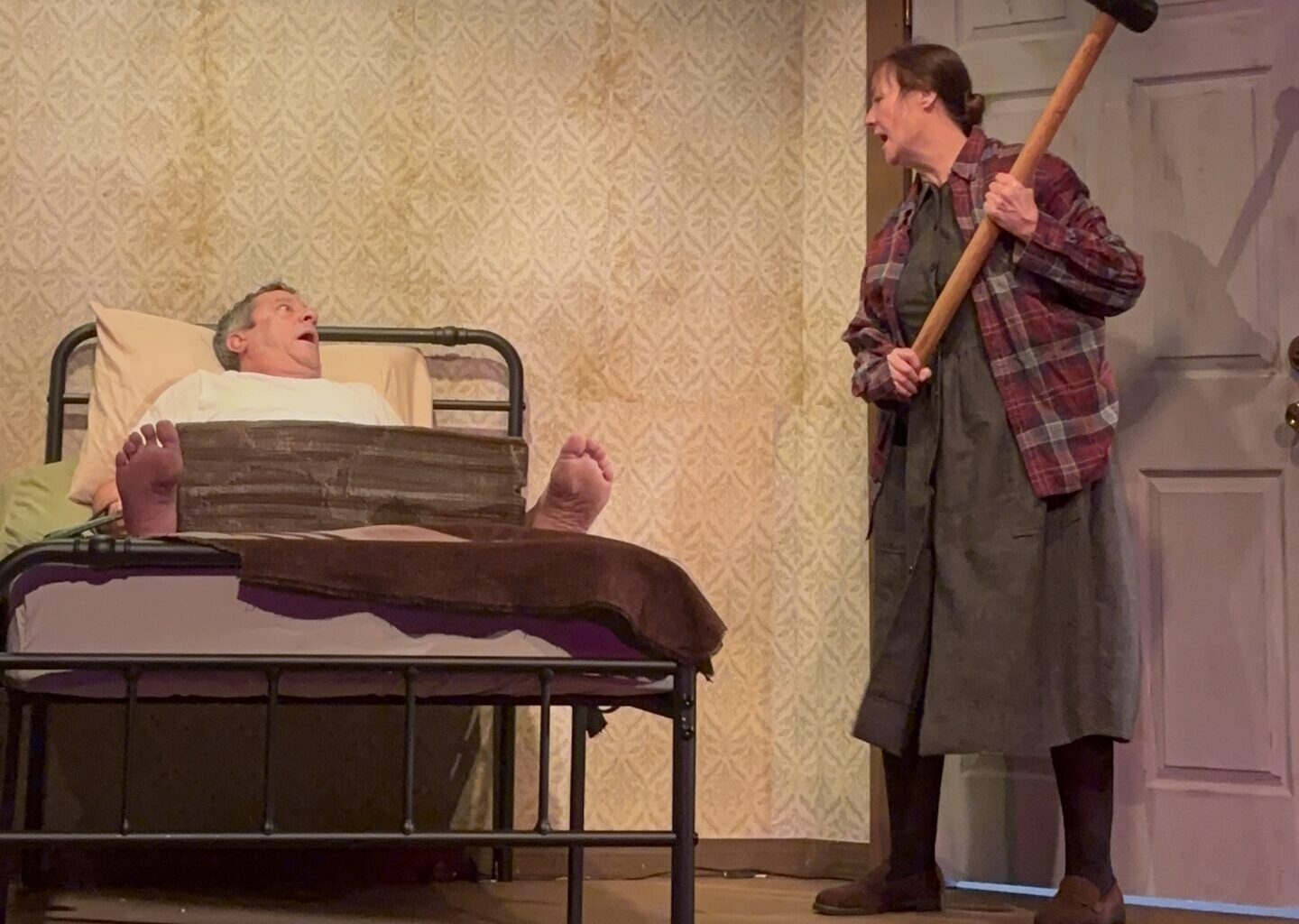 Obsession turns deadly in “Misery”