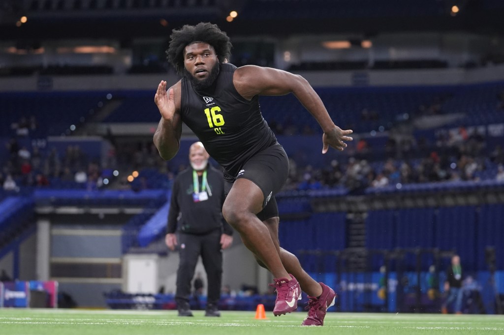 Jets add FSU DT Darrell Jackson Jr., Clemson QB Cade Klubnik on Day 3