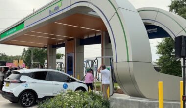 City of Tallahassee’s first-ever EV charging station unveiled on Wednesday