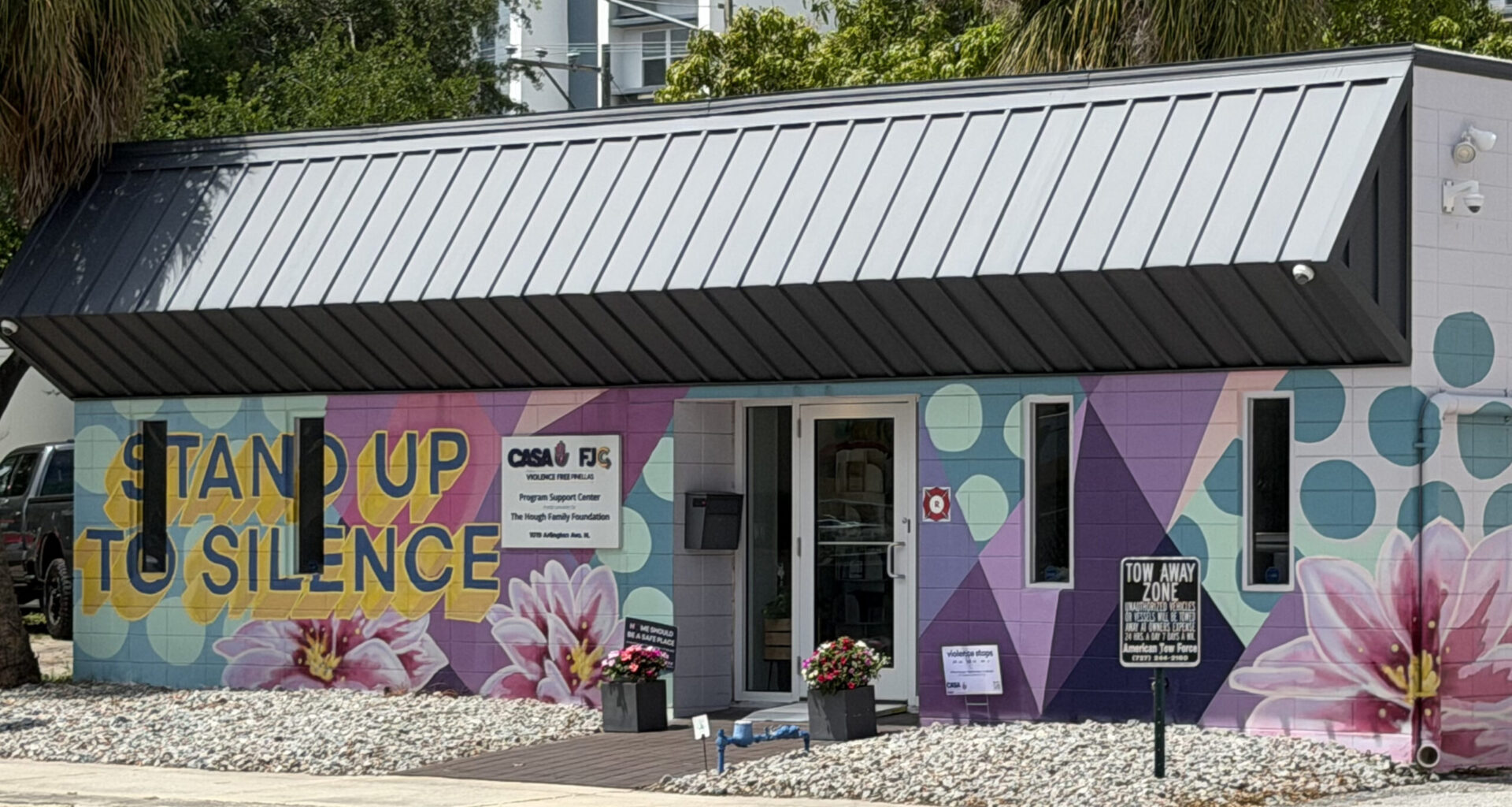 Hope Rides expands in Florida, providing transportation for domestic violence survivors