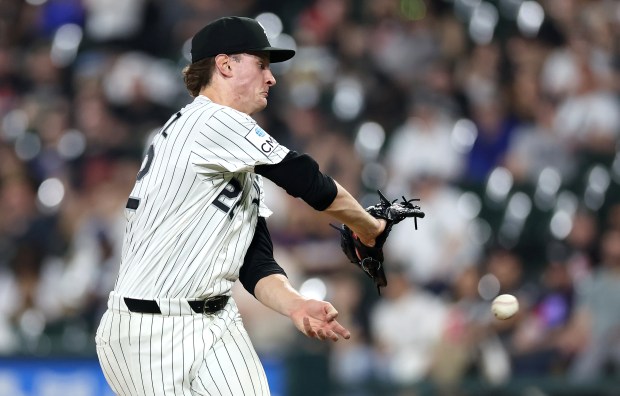Chicago White Sox starting pitcher Noah Schultz (22) tries to catch a hard hit ground ball in the fourth inning of a game against the Tampa Bay Rays at Rate Field in Chicago on April 14, 2026. (Chris Sweda/Chicago Tribune)