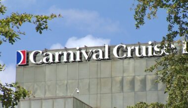 Carnival Cruise Line must pay $300,000 to passenger after overserving alcohol led to fall, Miami jury finds