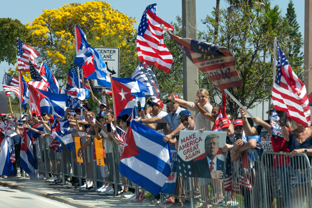 Trump approval plummets among Latino voters — except in Florida, new poll finds – Orlando Sentinel
