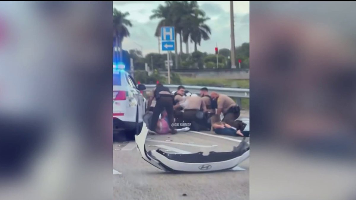 Driver strikes multiple Miami-Dade deputies while fleeing traffic stop – NBC 6 South Florida