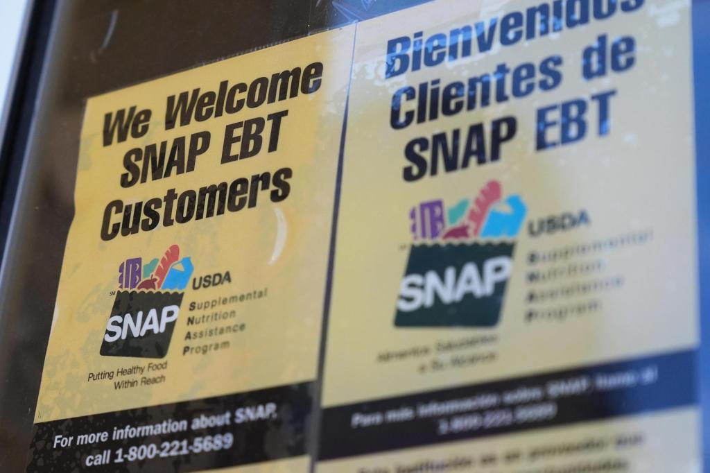 Broward woman accused of large-scale SNAP fraud scheme