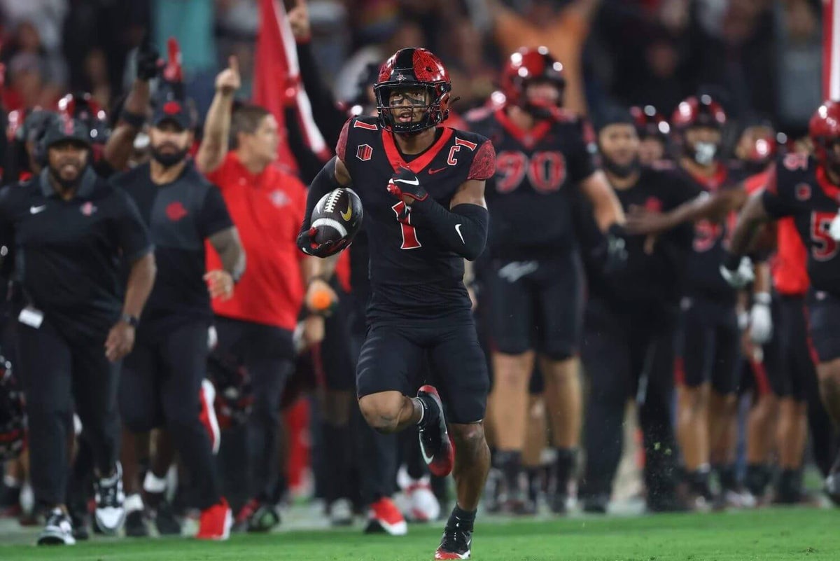 Miami Dolphins trade up, select cornerback Chris Johnson with No. 27 pick in 2026 NFL Draft