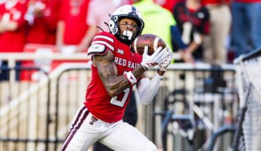 Analysts dish on new Dolphins WR Caleb Douglas