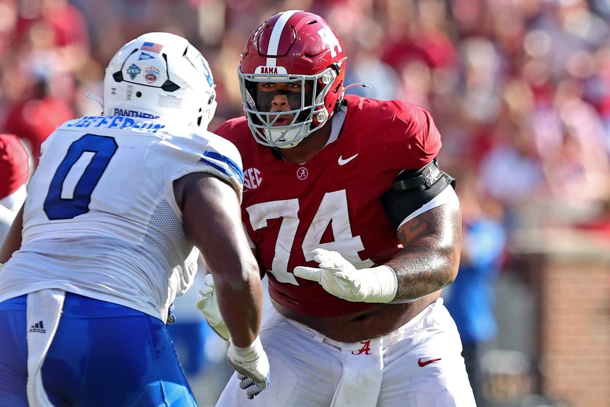 Miami Dolphins trade down, select Alabama OT Kadyn Proctor with pick No. 12 in 2026 NFL Draft
