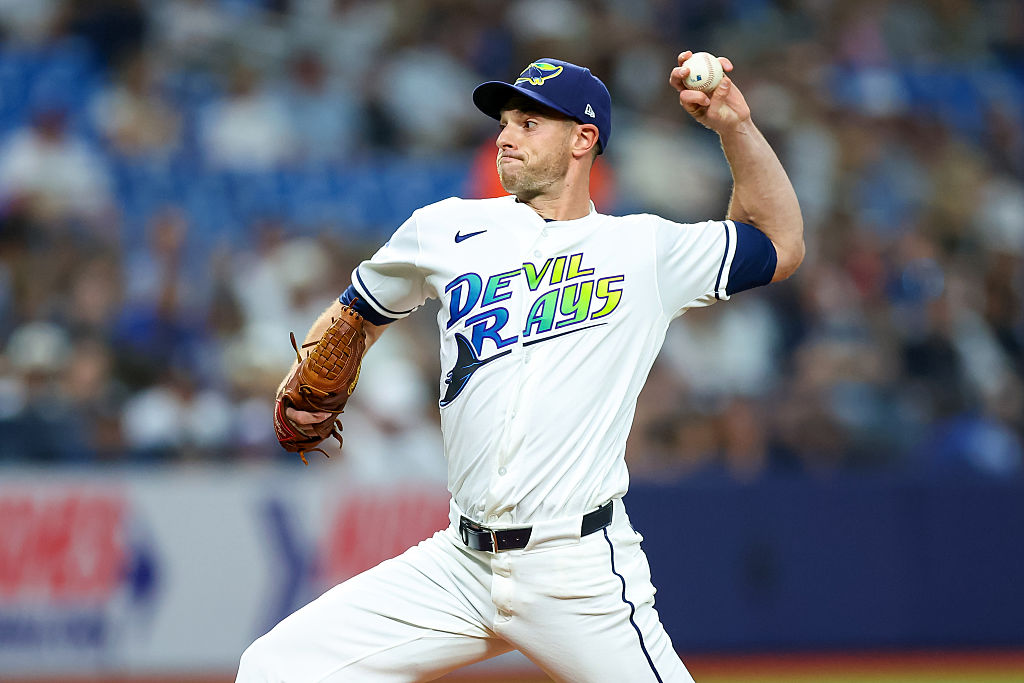 ST. PETERSBURG, FL - APRIL 10: Steven Matz #32 of the Tampa Bay Rays throws against the New York Yankees during the first inning of a baseball game at Tropicana Field on April 10, 2026 in St. Petersburg, Florida. (Photo by Mike Carlson/Getty Images)