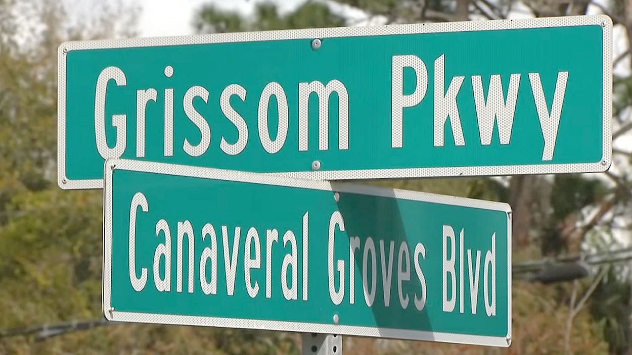 Canaveral Groves Boulevard left turn can be dangerous