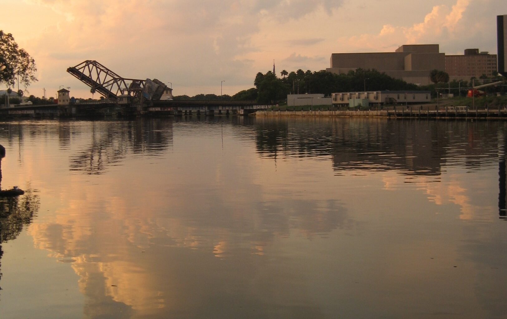Hillsborough River (cropped)