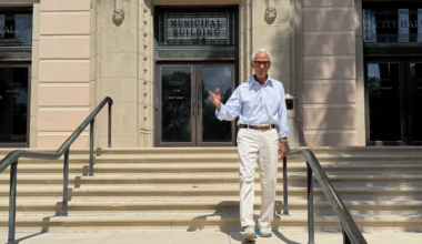 Crist officially files bid for St. Pete mayoral office