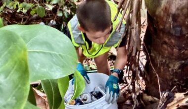 “Highly Addictive”: How Manny Rionda turns street cleaning into a Key Biscayne pastime