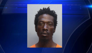Bus stop confrontation turns violent, man stabbed multiple times - WSVN 7News | Miami News, Weather, Sports