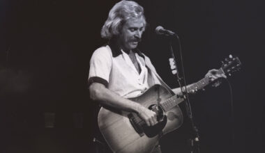 Sunscreen documentary chronicles Jimmy Buffett’s band