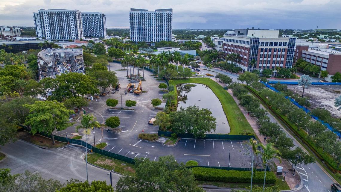 Doral parking fees spark backlash amid city review