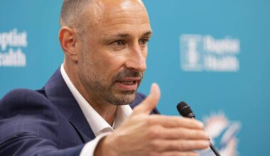 Live updates: Dolphins add more rookies after the NFL Draft