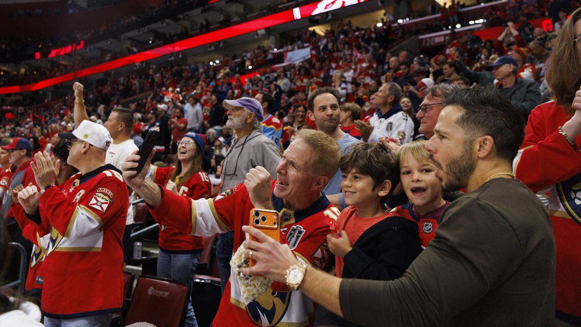 Contract dispute cuts off Florida Panthers game from Comcast