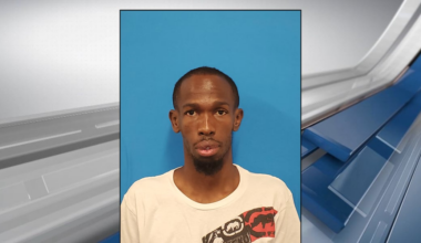 Jacksonville man accused of kidnapping after burglarizing home, taking child into wooded area, police say