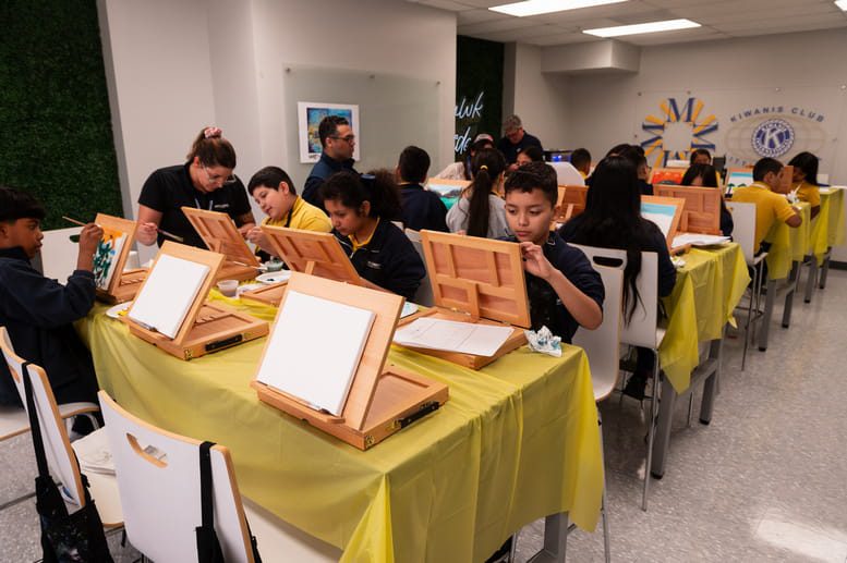 Carnaval Miami poster artist inspires students at Mater Kiwanis Academy