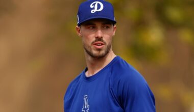 Former Dodgers pitcher looking to keep career alive with Tampa Bay Rays