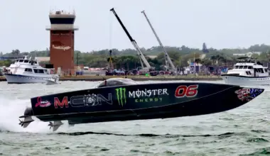 Monster Energy / M CON Pro Class 1 boat at the St. Pete Powerboat Grand Prix 2026