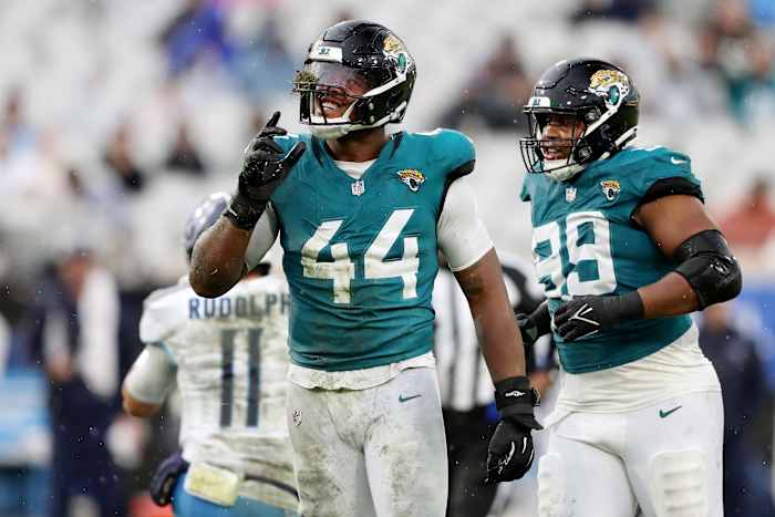 Jaguars sign edge Travon Walker to $110 million contract extension