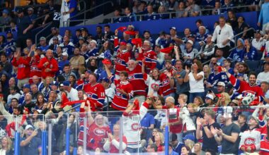 Canadiens superfans attempt red-towel takeover in Tampa for playoff opener