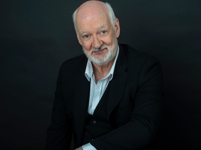 Improv idol Colin Mochrie comes to town to get weird with Orlando Fringe
