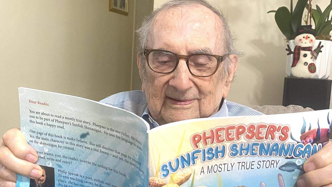 Teacher publishes first children's book at 95 in Miami