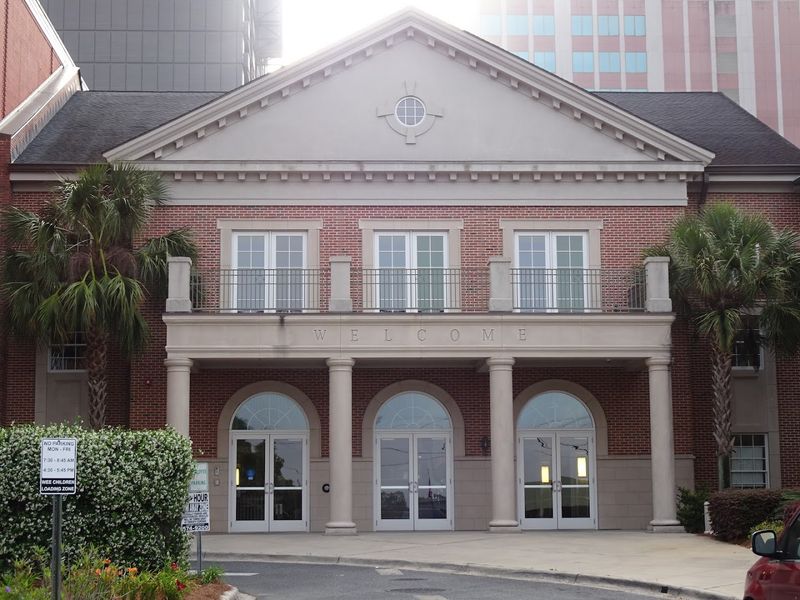 This Florida city lets you cover rent, food, and bills for around $1,500 a month 10 Coffee and Cafe Culture on the Cheap