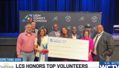 LCS honors top volunteers at Chiles High School