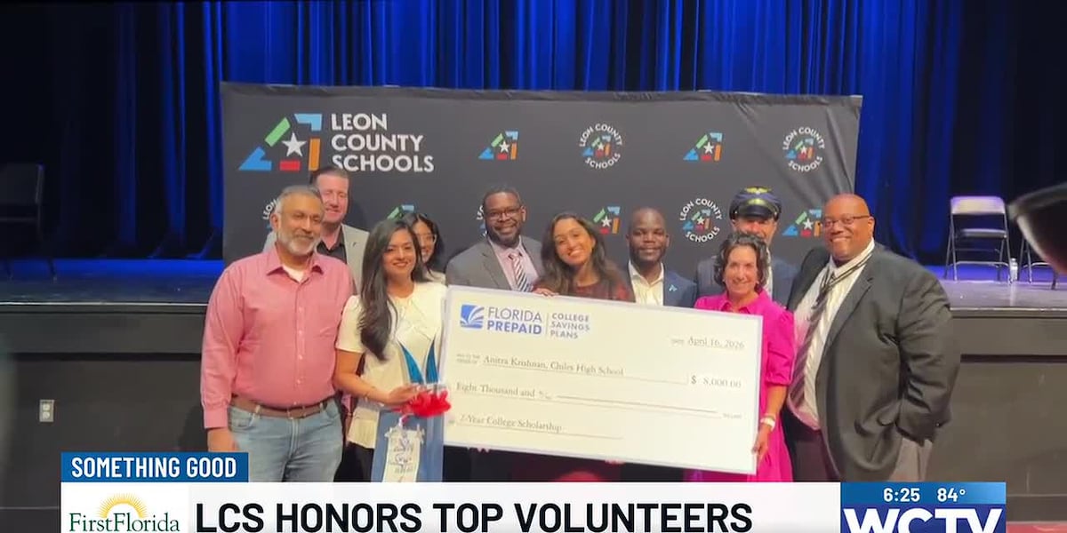LCS honors top volunteers at Chiles High School