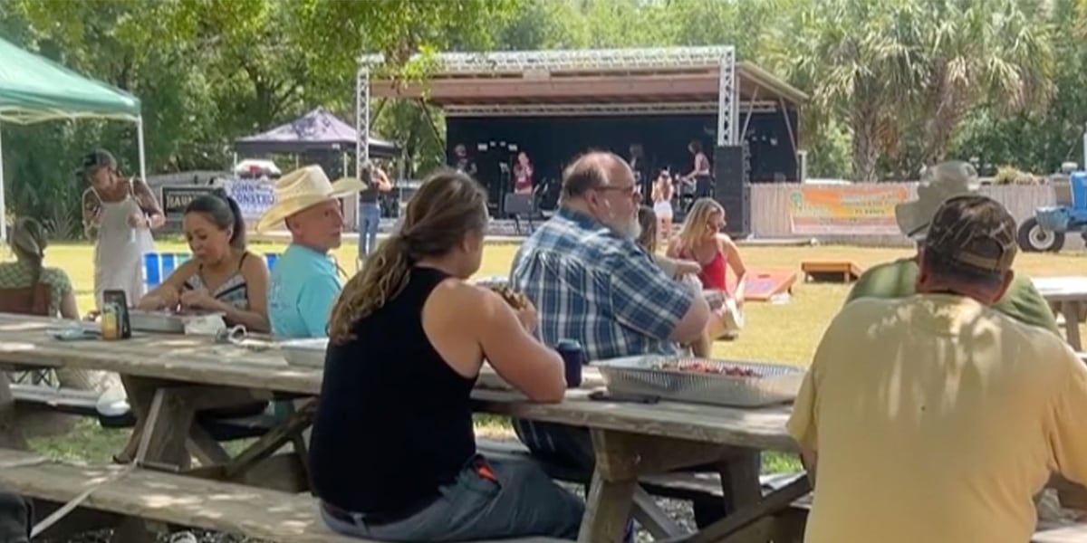 Hundreds attend Saint Lucie Farms crawfish concert and Earth Day festival to benefit Fort Pierce group