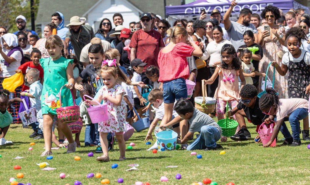 Easter weekend in Orlando: Egg hunts, family-friendly events